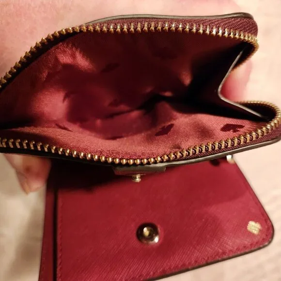 Kate Spade Wine Red Small Bifold Wallet EUC - Picture 5 of 5